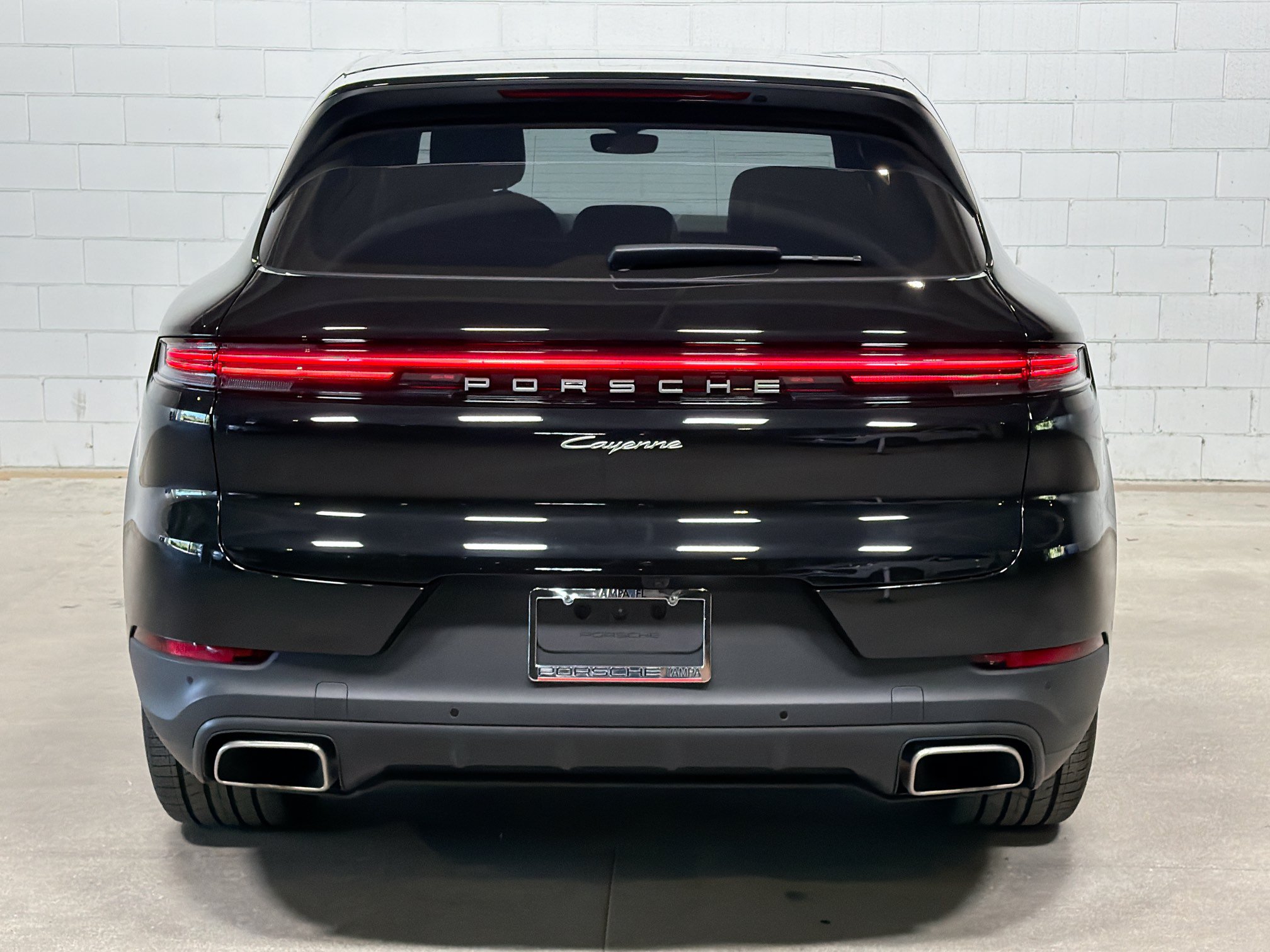 Certified 2026 Porsche Cayenne AWD/4WD image 8
