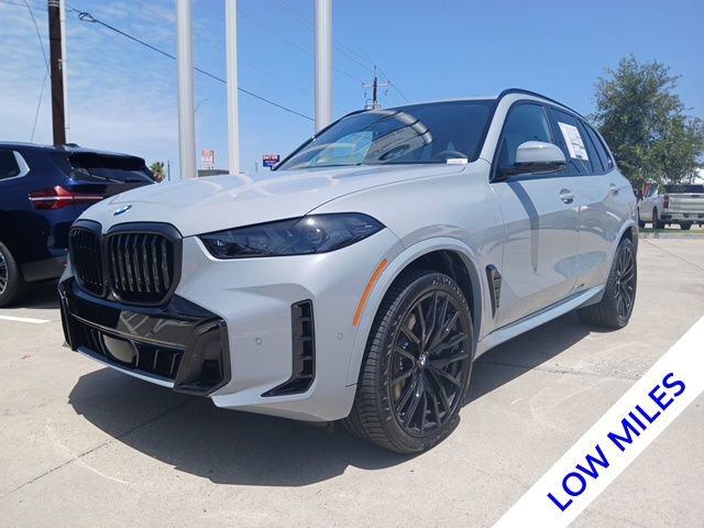 Used 2026 BMW X5 sDrive40i image 3