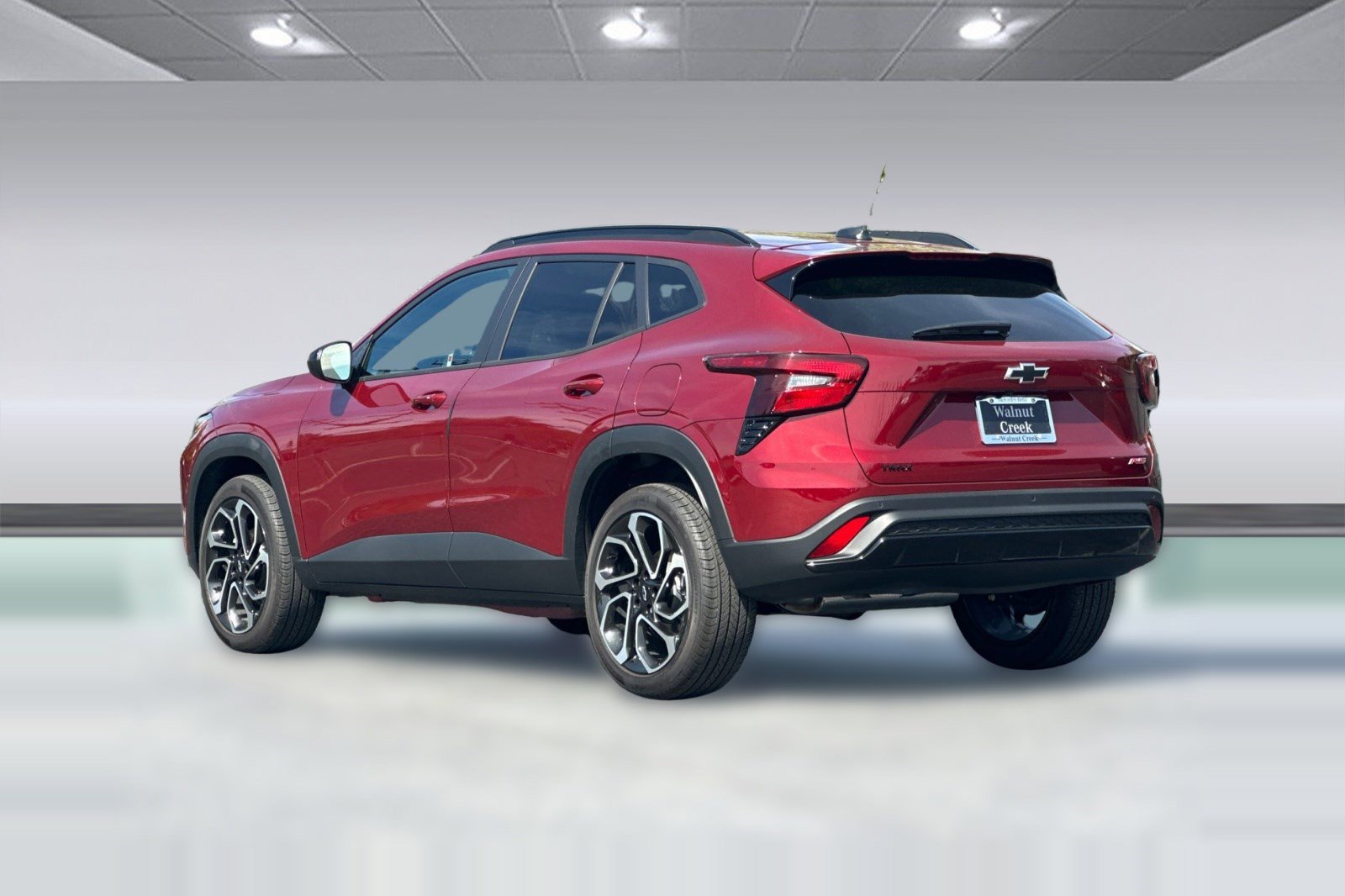 Used 2025 Chevrolet Trax RS w/ Sunroof Package image 3