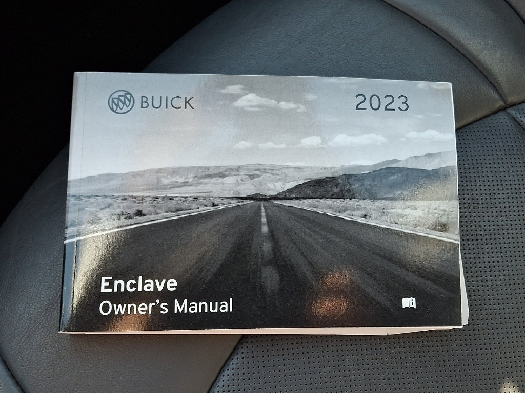 Used 2023 Buick Enclave Essence w/ Experience Buick Package AWD/4WD image 27
