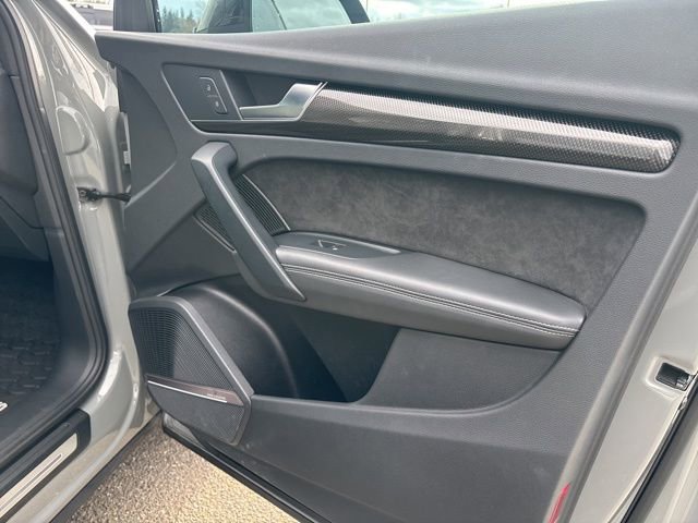 Used 2020 Audi SQ5 Premium Plus w/ Premium Plus Package image 10