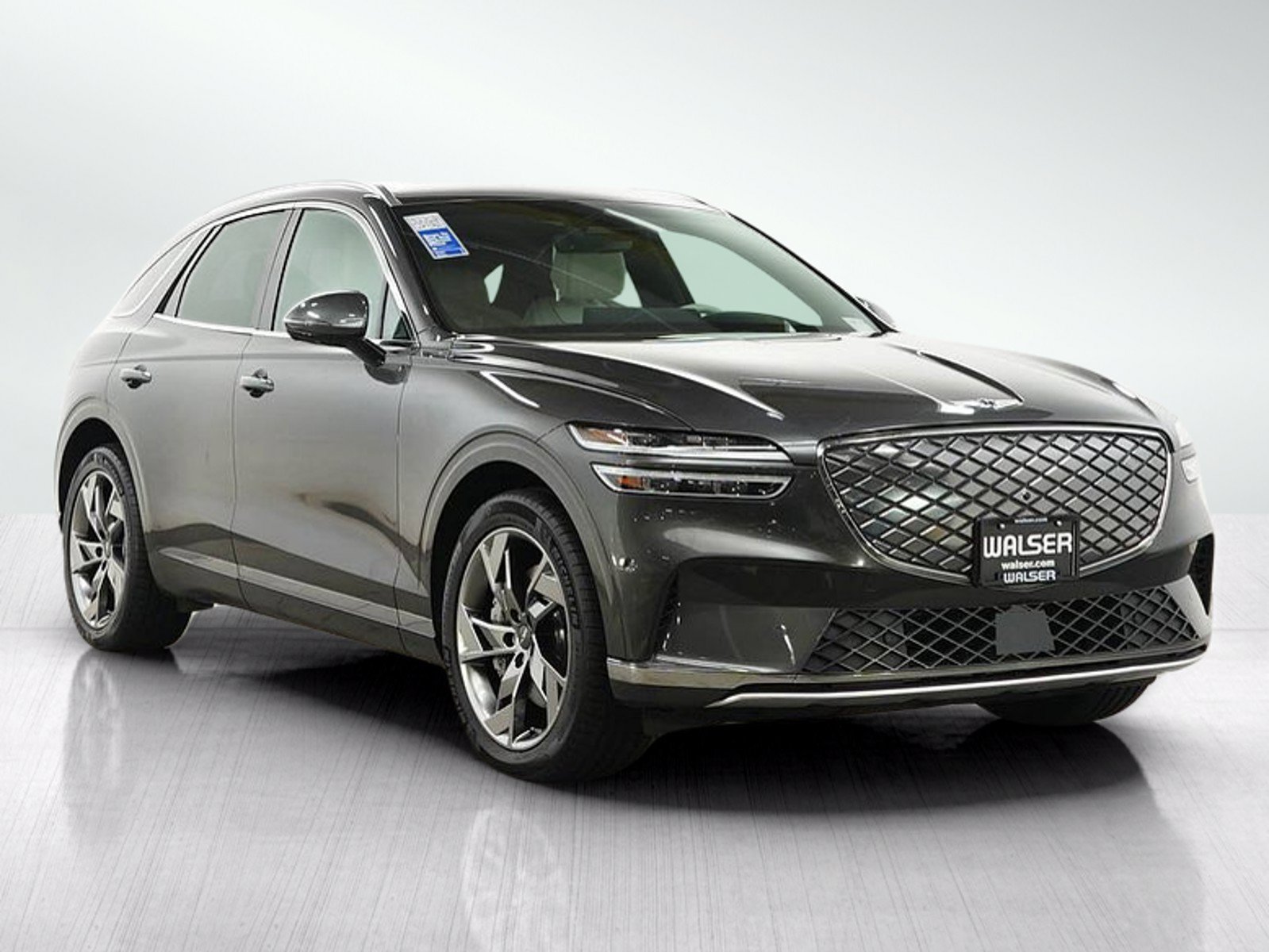 Used 2023 Genesis Electrified GV70 AWD/4WD image 7