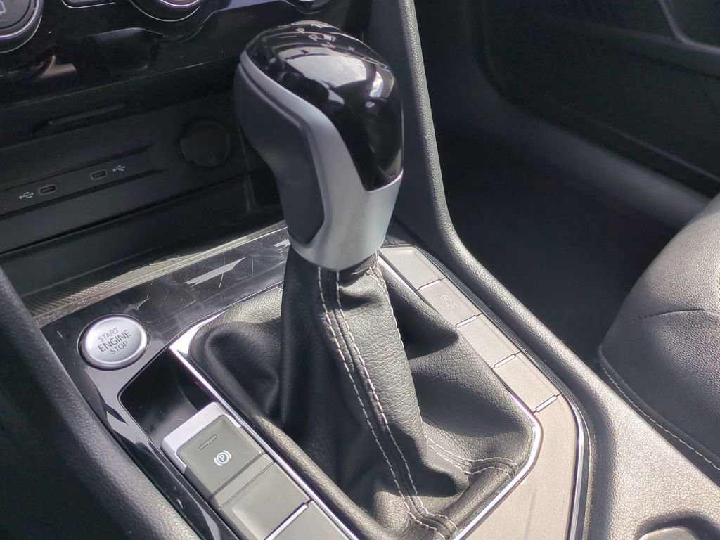 Used 2024 Volkswagen Taos SE image 19