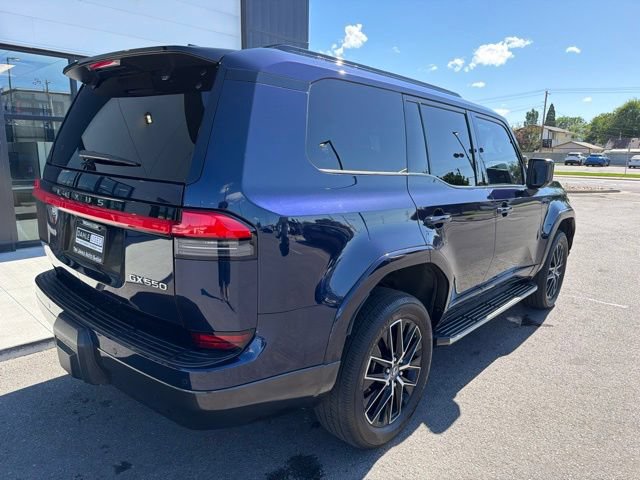 Used 2024 Lexus GX 550 w/ Accessory Package (2T) AWD/4WD image 10