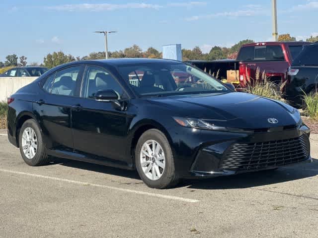 Used 2026 Toyota Camry LE w/ Convenience Package FWD image 20