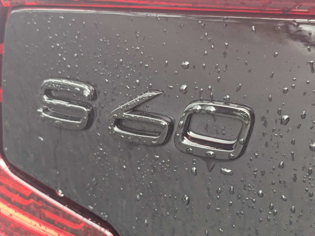 Certified 2024 Volvo S60 B5 Plus w/ Climate Package FWD image 15