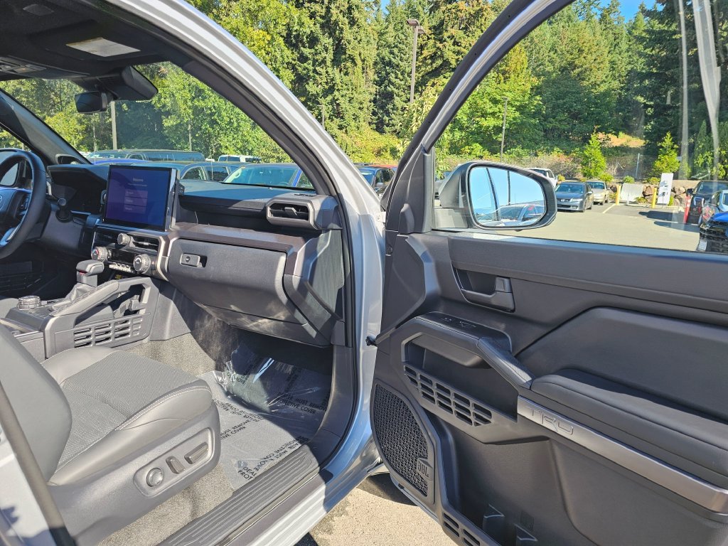 Used 2026 Toyota 4Runner TRD Sport Premium AWD/4WD image 13