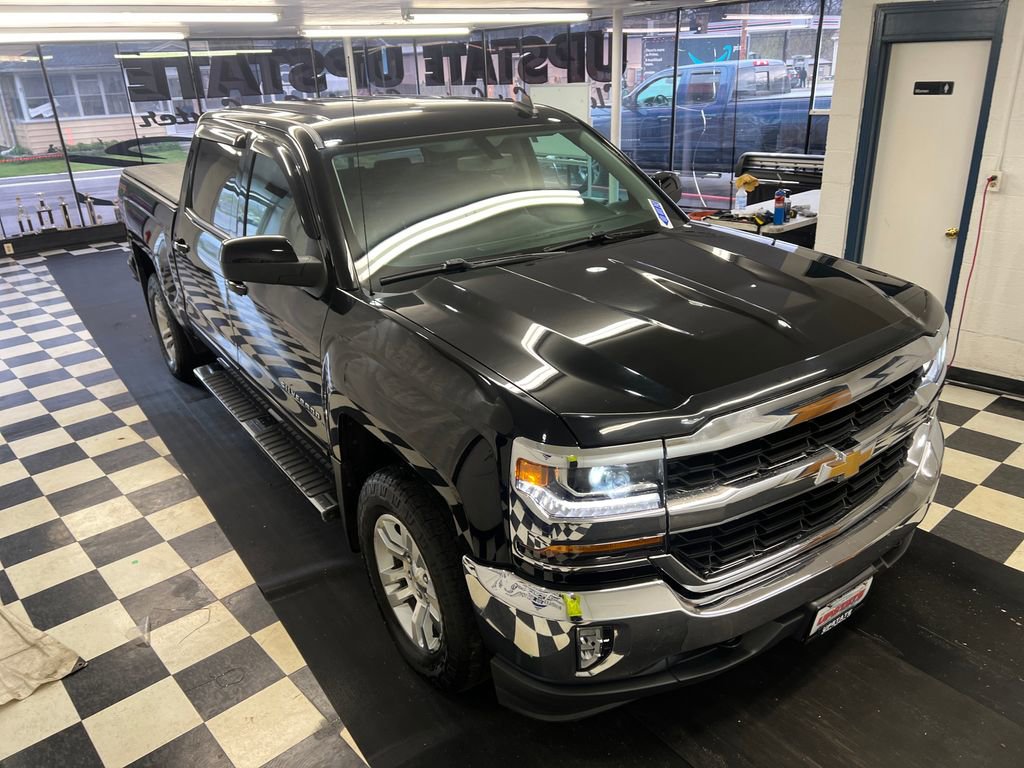 Used 2017 Chevrolet Silverado 1500 LT w/ All Star Edition AWD/4WD image 21
