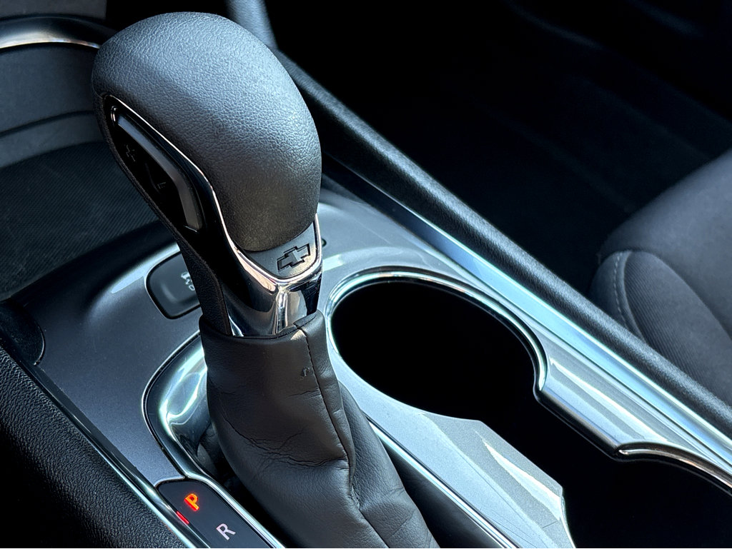 Used 2024 Chevrolet Malibu LT image 18