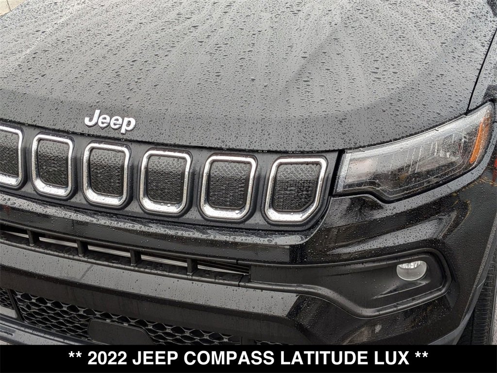 Used 2022 Jeep Compass Latitude image 13