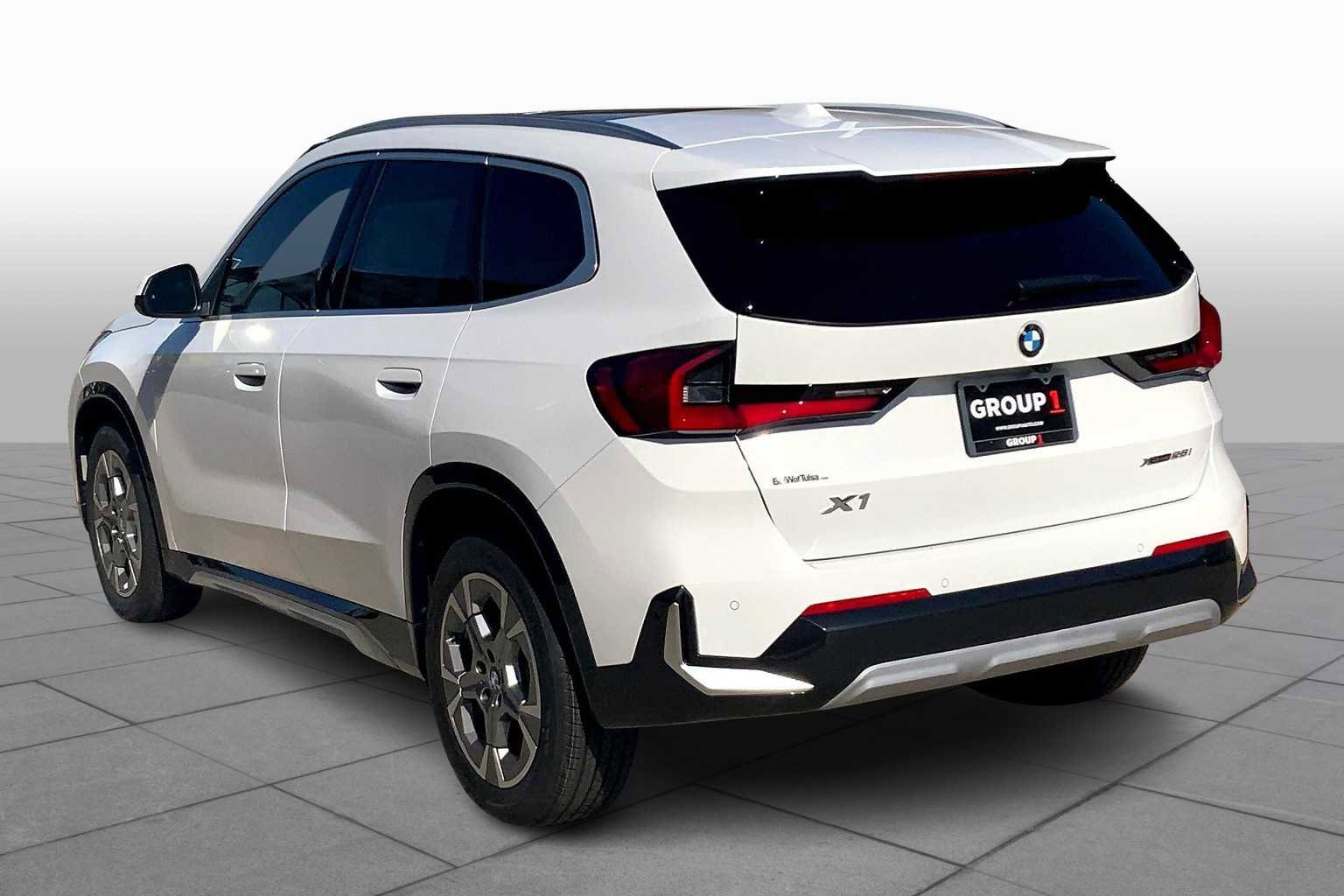 New 2026 BMW X1 xDrive28i w/ Convenience Package AWD/4WD image 11