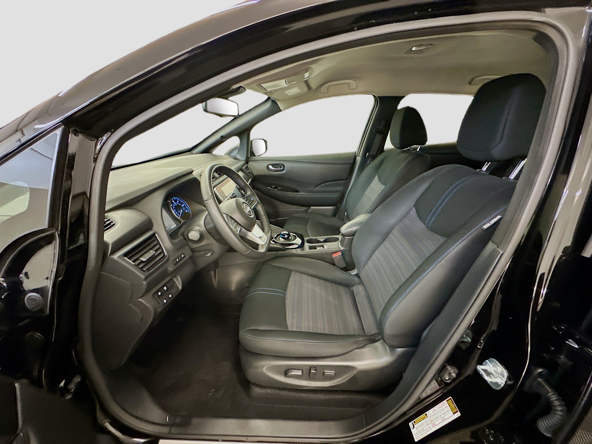 Used 2024 Nissan Leaf SV Plus FWD image 13