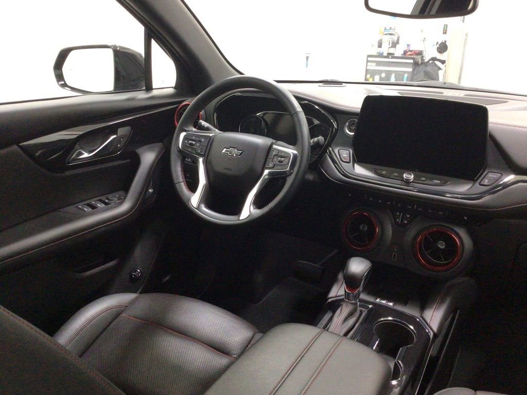 Used 2023 Chevrolet Blazer RS image 15