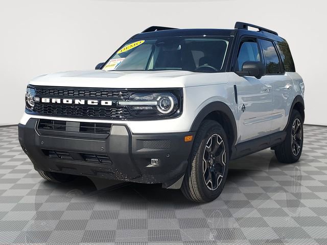 New 2025 Ford Bronco Sport Outer Banks w/ Outer Banks Tech Package+ image 2