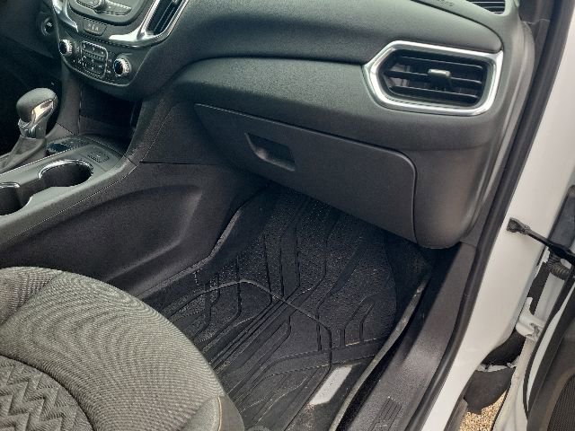 Used 2023 Chevrolet Equinox LT AWD/4WD image 19