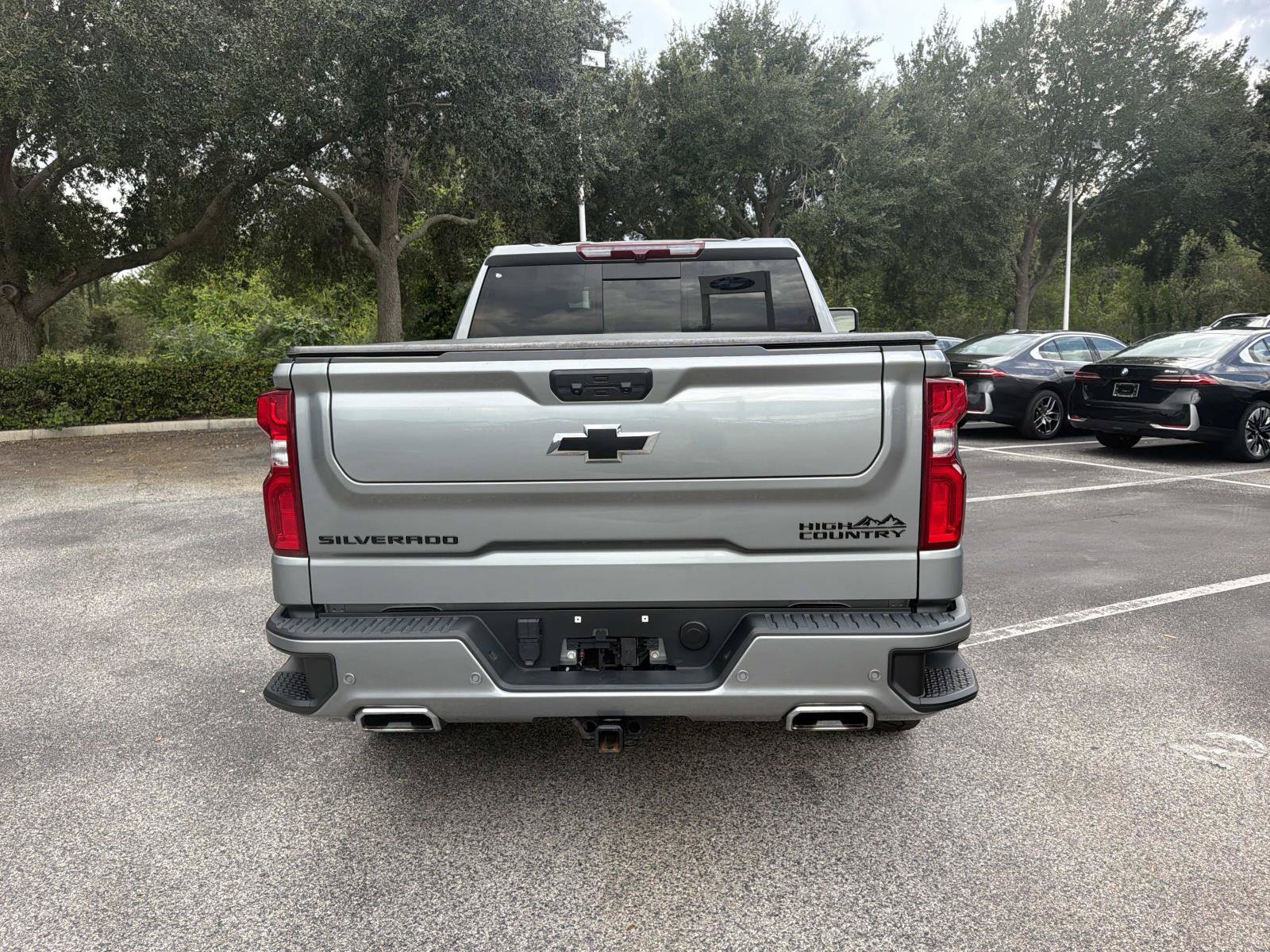 Used 2024 Chevrolet Silverado 1500 High Country w/ High Country Premium Package AWD/4WD image 5