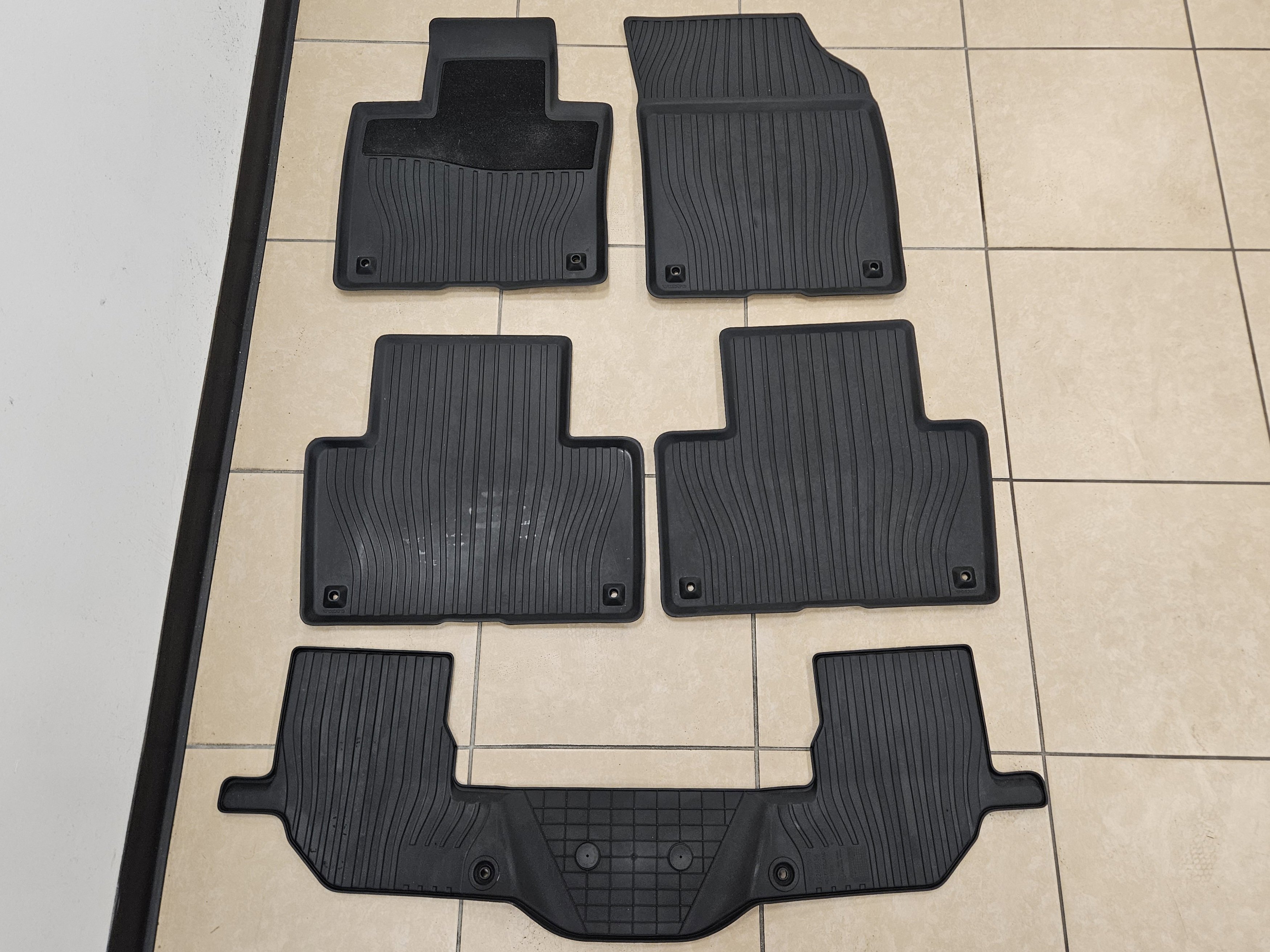 Used 2022 Volvo XC90 T6 Inscription w/ Advanced Package image 45