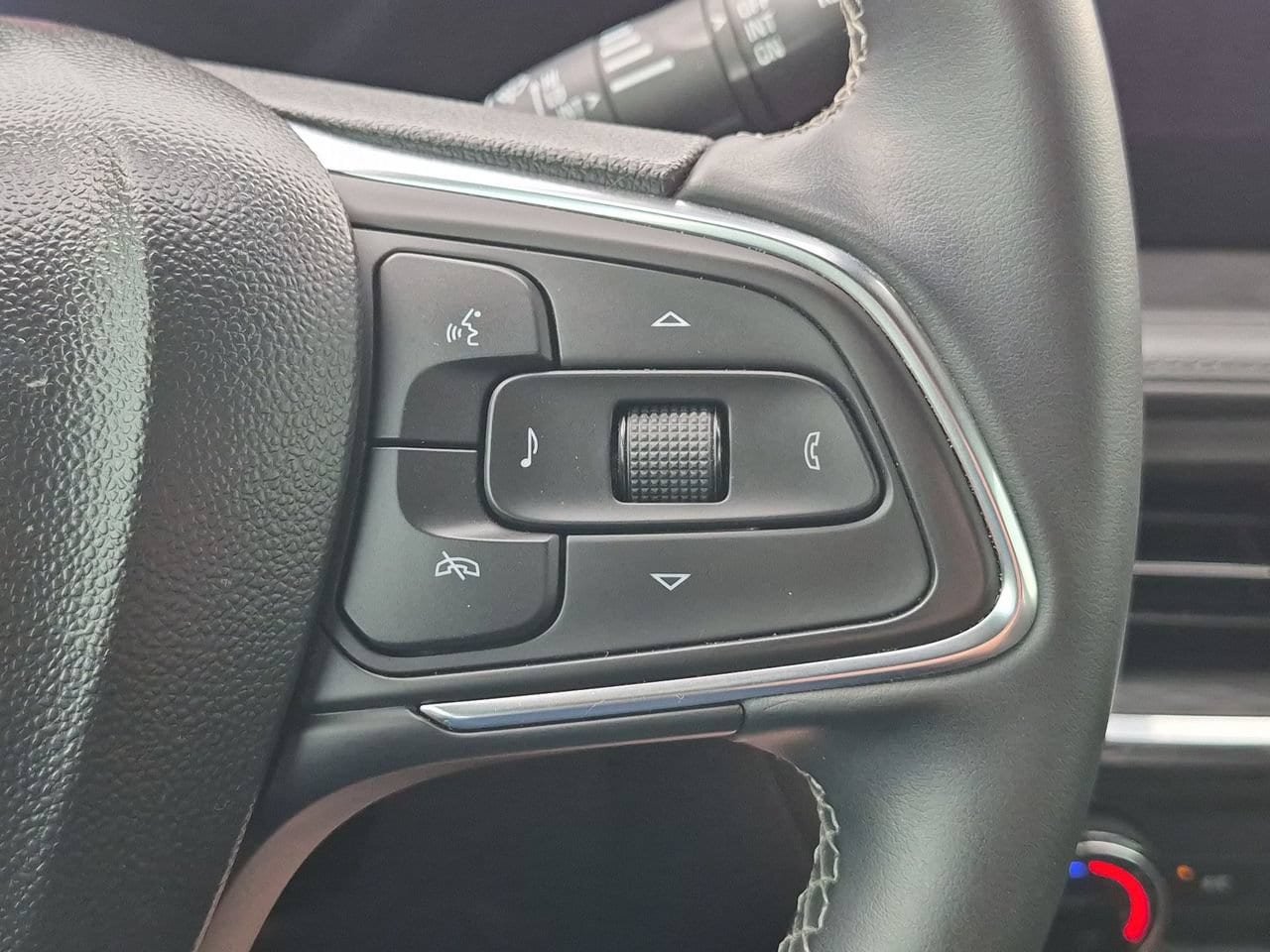 Used 2024 Buick Encore GX Preferred FWD image 12
