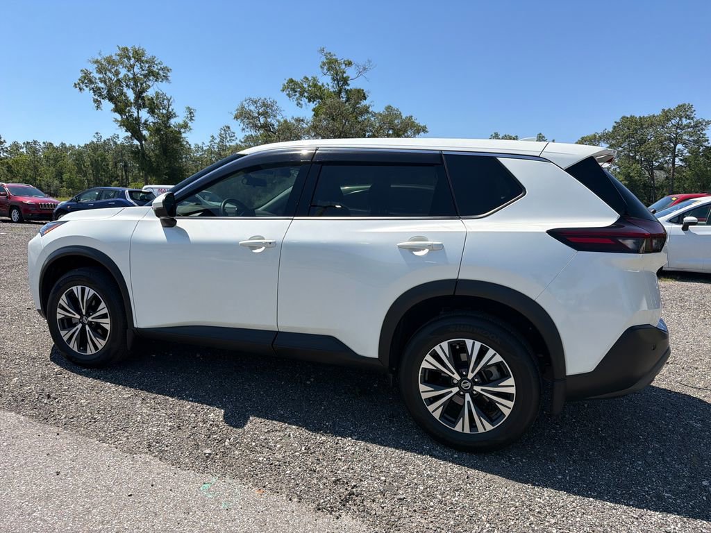Used 2021 Nissan Rogue SV FWD image 8