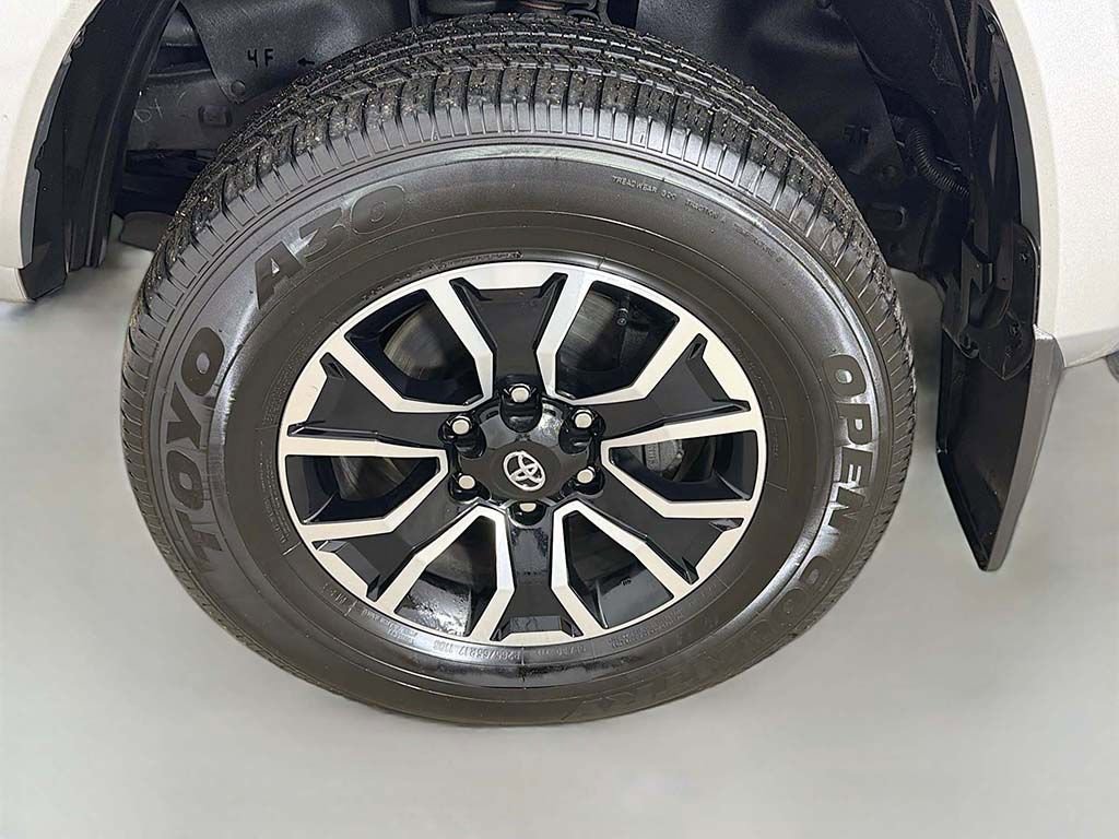 Used 2023 Toyota Tacoma TRD Sport image 15