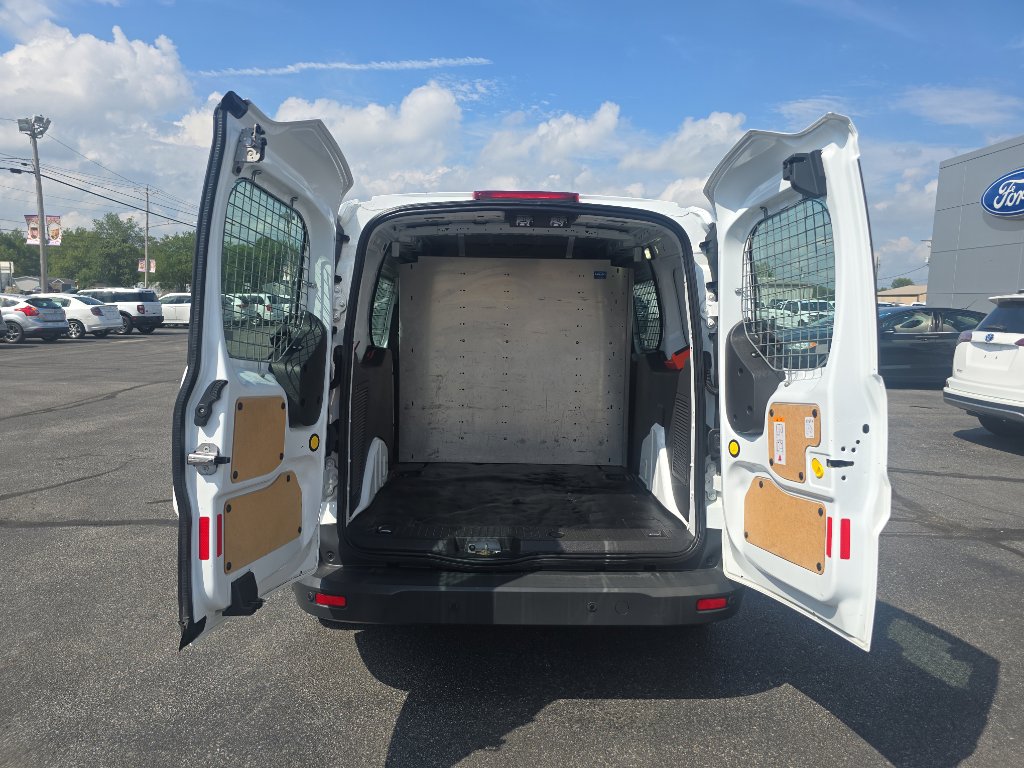 Used 2014 Ford Transit Connect XLT image 9