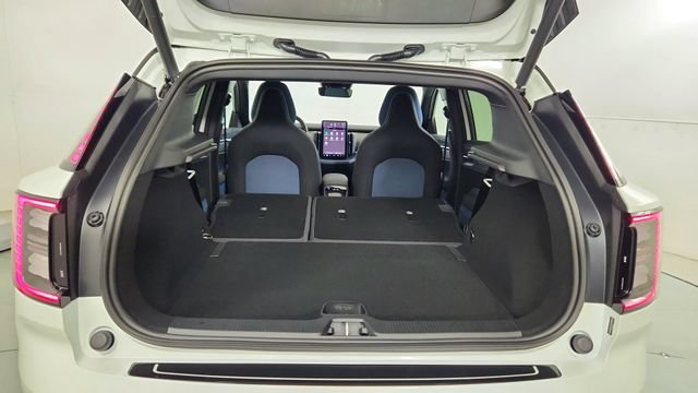 New 2026 Volvo EX30 Plus w/ Protection Package AWD/4WD image 37