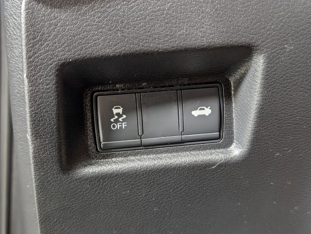 Used 2019 INFINITI Q50 Luxe RWD image 23