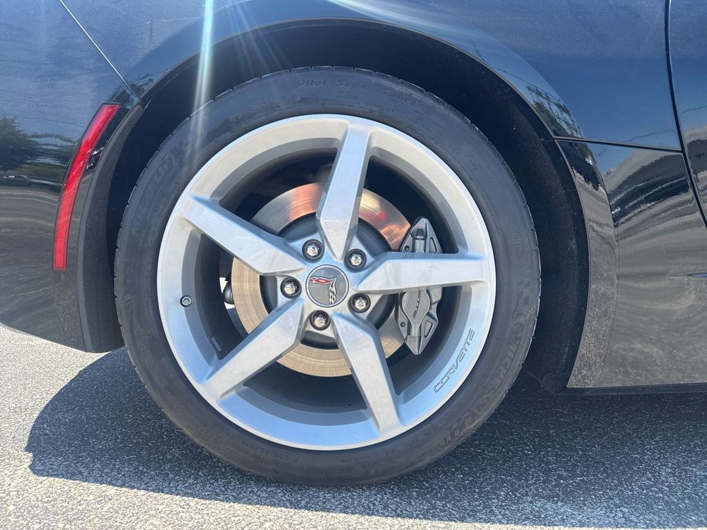 Used 2014 Chevrolet Corvette Stingray Coupe RWD image 10