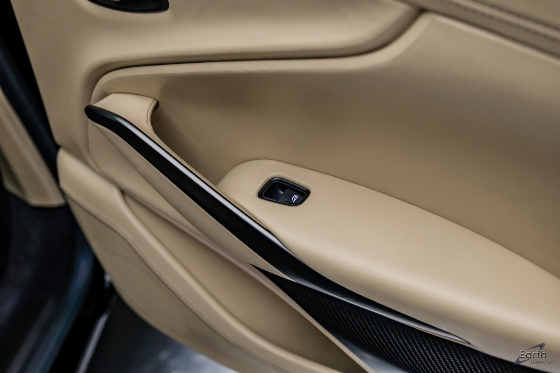 Used 2023 Aston Martin DBX 707 image 96