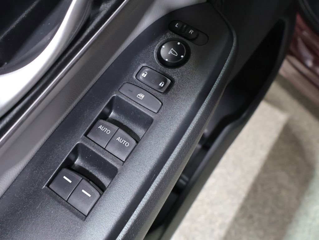 Used 2018 Honda CR-V EX-L image 23