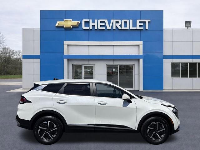 Used 2023 Kia Sportage LX AWD/4WD image 8