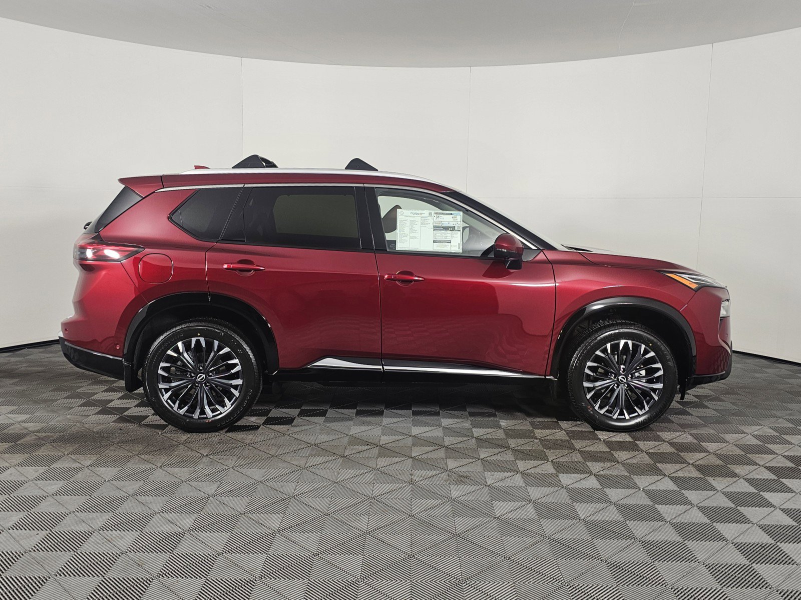 New 2026 Nissan Rogue Platinum image 2