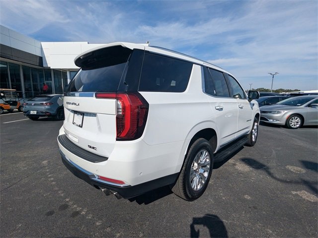 Used 2025 GMC Yukon Denali image 4