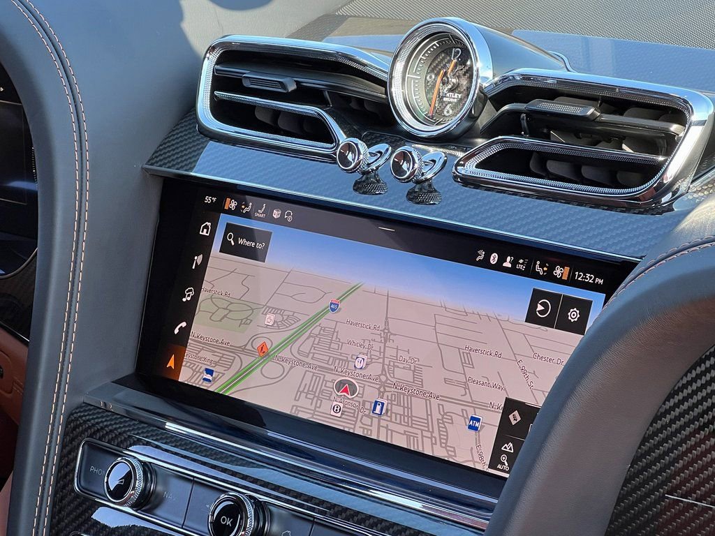 Certified 2025 Bentley Bentayga image 51