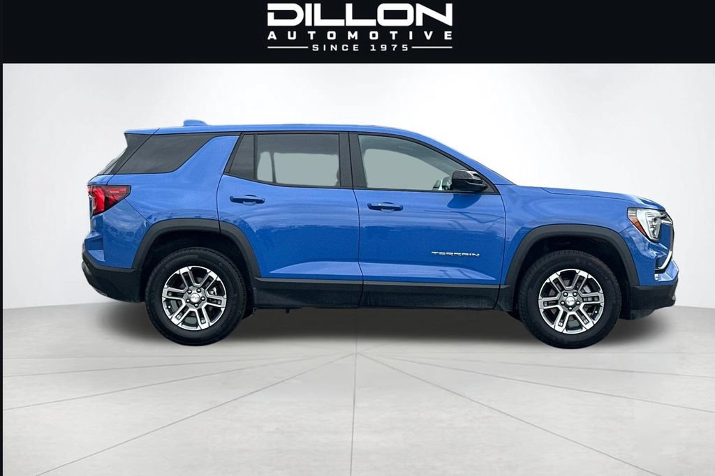 Used 2026 GMC Terrain Elevation AWD/4WD image 3