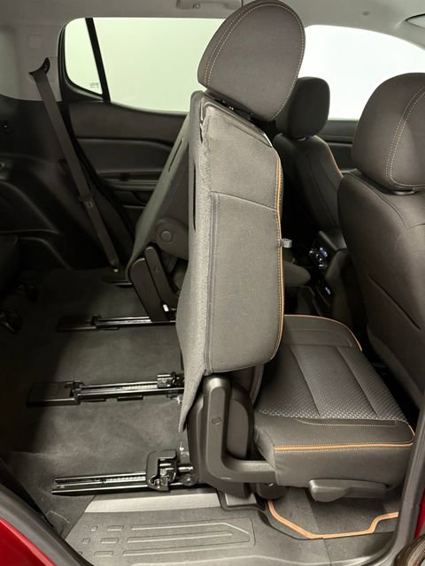 Used 2023 GMC Acadia AT4 w/ Trailering Package image 24