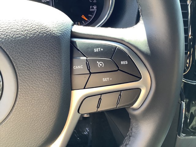 Used 2022 Jeep Grand Cherokee Laredo X AWD/4WD image 12