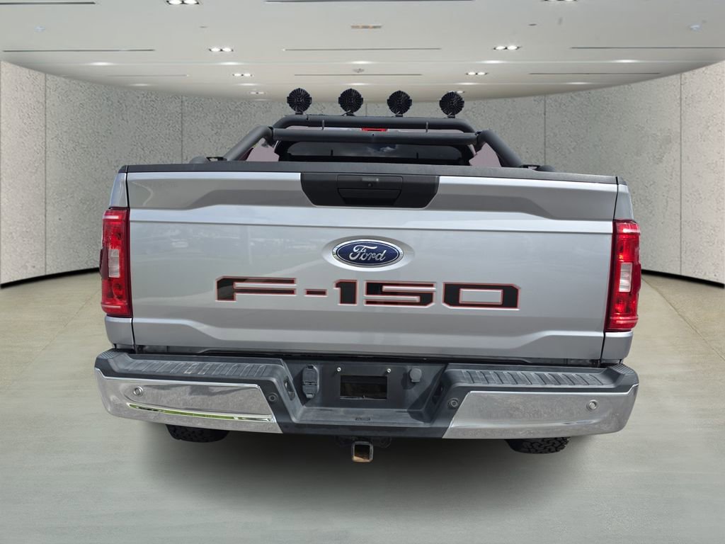 Used 2021 Ford F150 XLT image 4