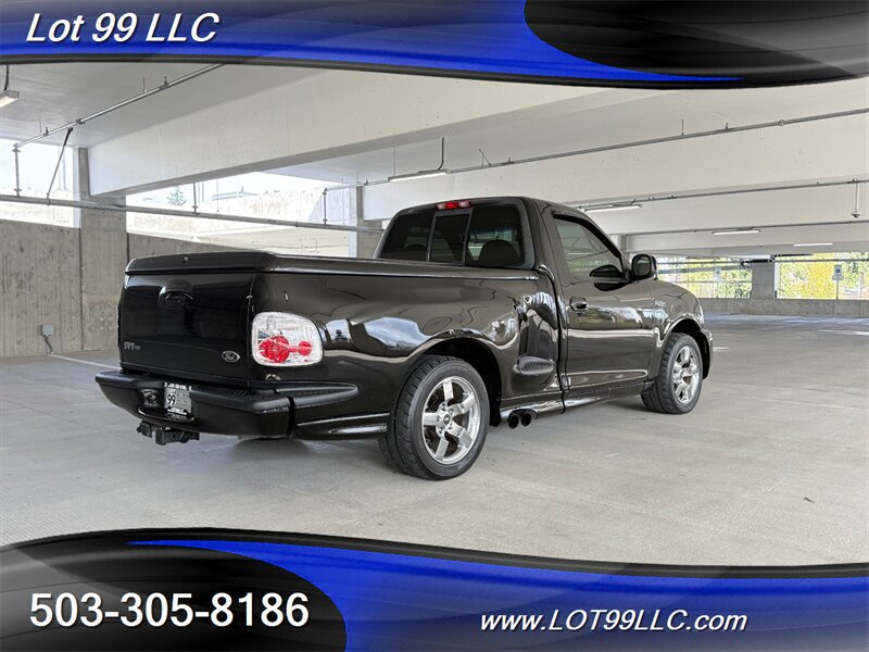 Used 2001 Ford F150 Lightning RWD image 9