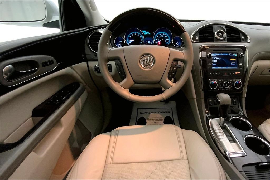 Used 2016 Buick Enclave Leather FWD image 4