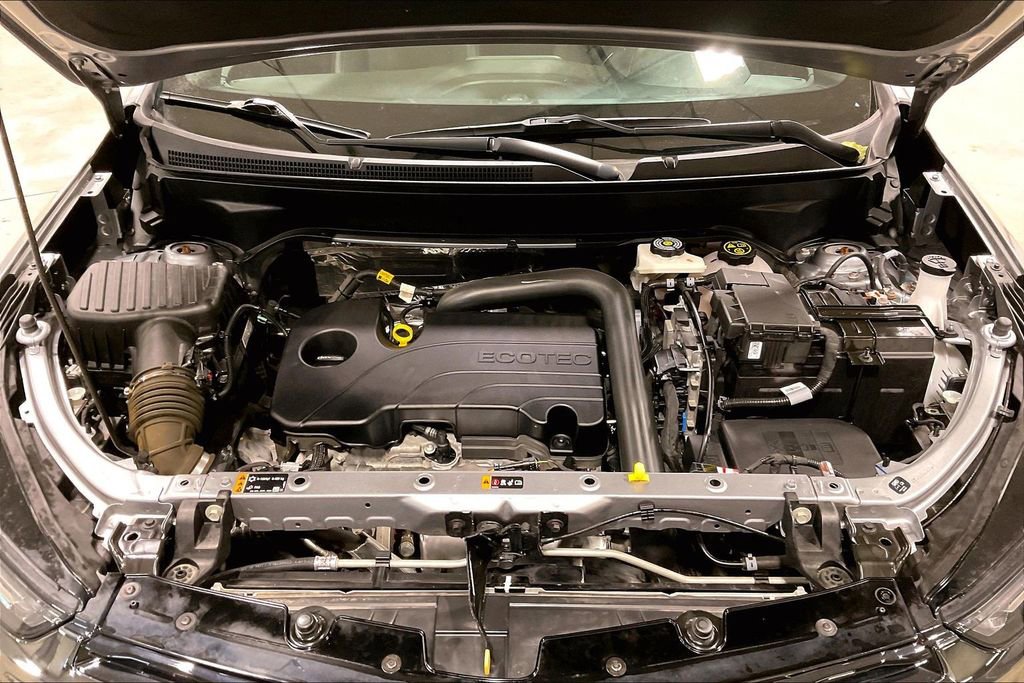 Used 2023 Chevrolet Equinox RS w/ LPO, Floor Liner Package AWD/4WD image 29