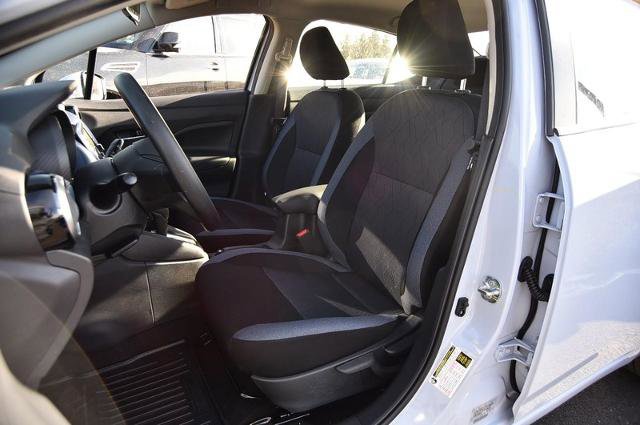 New 2025 Nissan Versa SV image 18