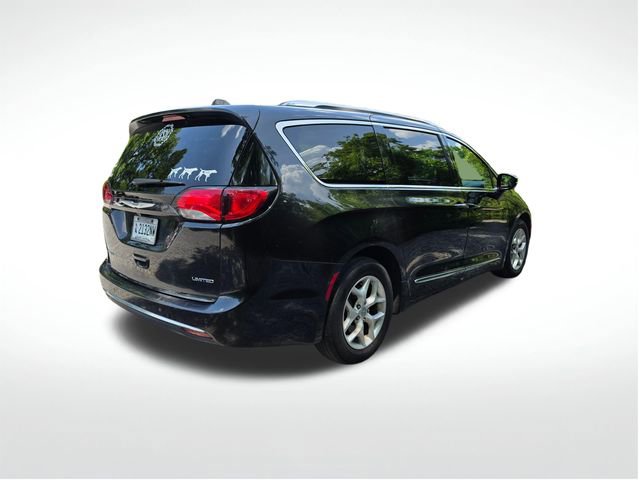 Used 2020 Chrysler Pacifica Limited FWD image 10