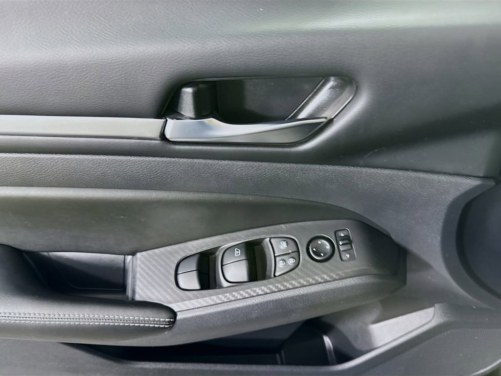 Used 2022 Nissan Altima 2.5 SV image 21