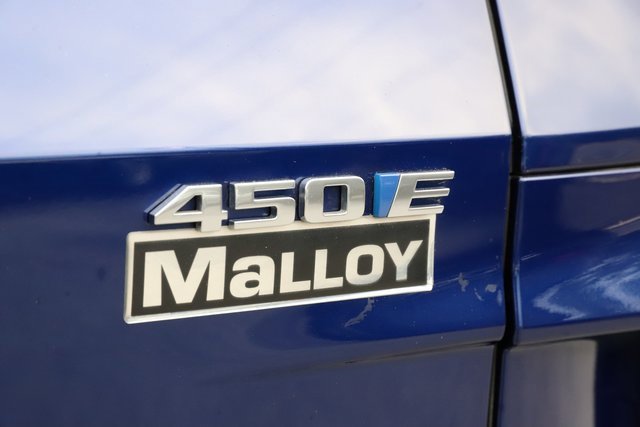 Used 2024 Cadillac Lyriq Luxury image 9