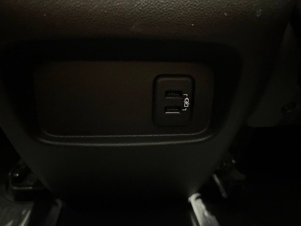 Used 2018 Cadillac XT5 Luxury w/ Driver Awareness Package AWD/4WD image 24