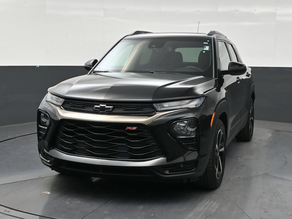 Used 2023 Chevrolet TrailBlazer RS w/ Sun and Liftgate Package FWD image 8