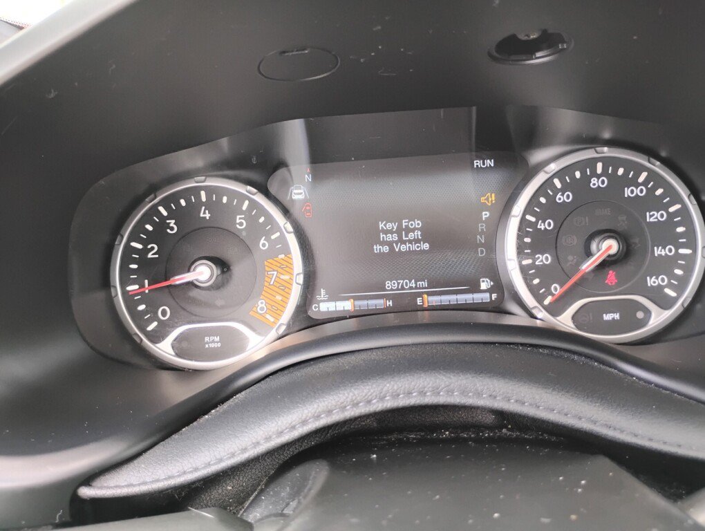 Used 2022 Jeep Renegade Limited w/ Sun, Sound & Wheels Group AWD/4WD image 16