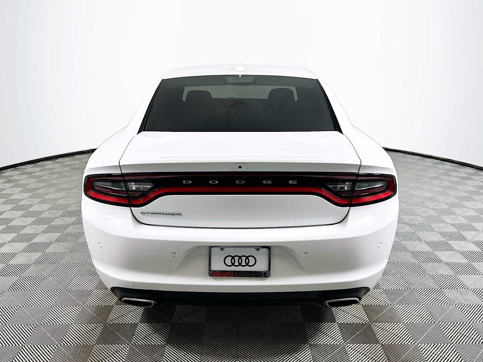 Used 2023 Dodge Charger SXT image 6