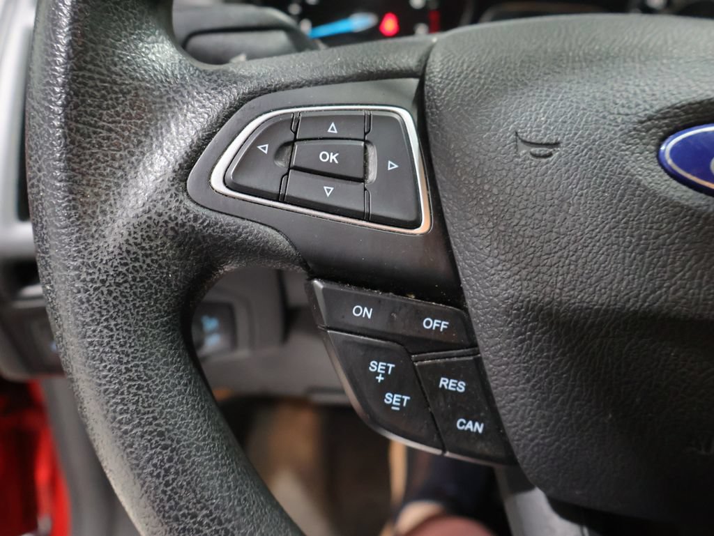 Used 2016 Ford Focus SE FWD image 29